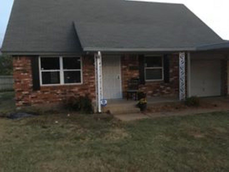 1st image of 920 NW 12th St