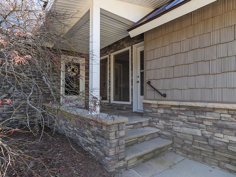 810A Madam Moores Ln — Photo 27