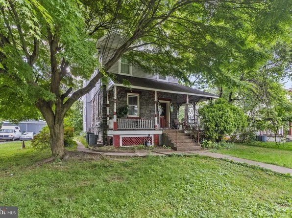 216 Collingdale Ave, Collingdale, PA 19023