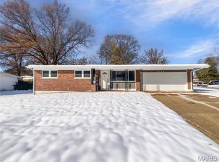 2349 Hudson Rd, Saint Louis, MO 63136