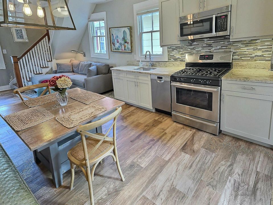 Stainless appliances