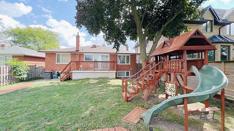 Toronto House for rent - 3 Bedrooms — photo 20