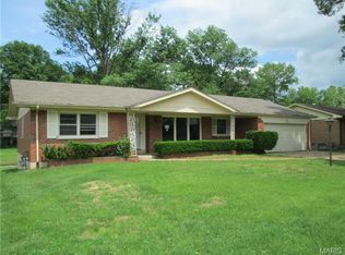 11558 Darlington Dr, Saint Louis, MO 63138