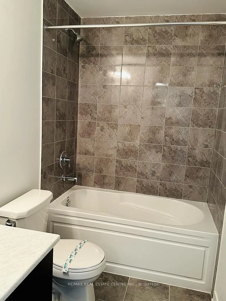 2 bed, $2,200 — Photo 4