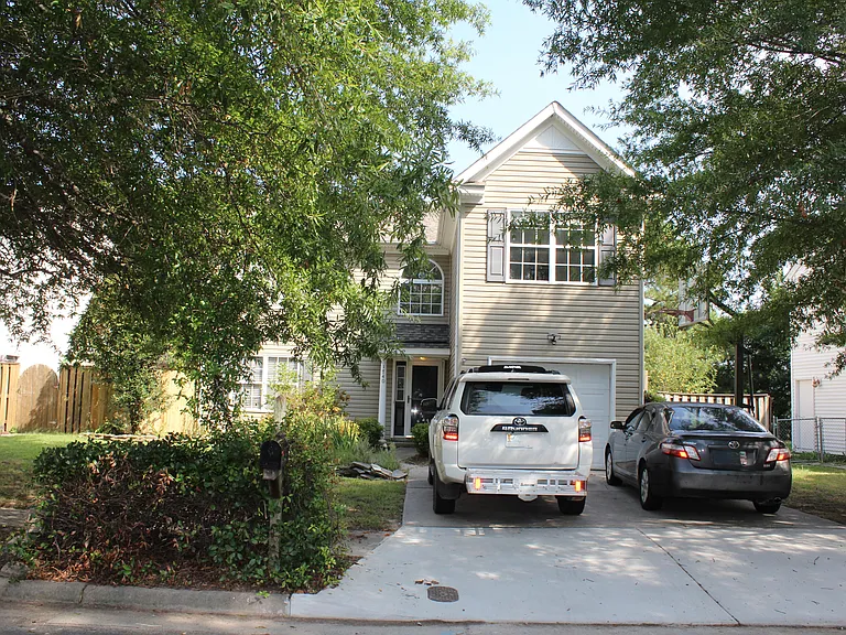 1740 Bernstein Dr — Photo 1