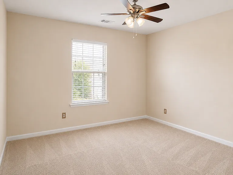 11 Tugaloo Dr — Photo 28