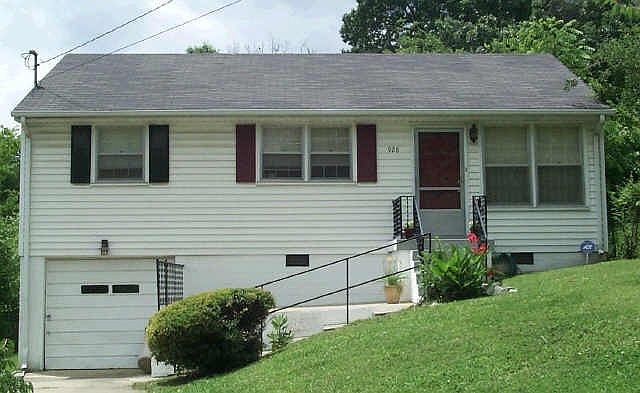 1st image of 928 S 12th St