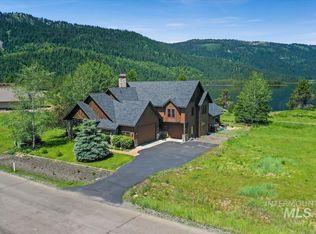 13121 Hawks Bay Rd, Donnelly, ID 83615