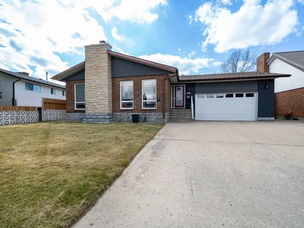 2672 E 12th Ave SE, Medicine Hat, AB T1B 1V6