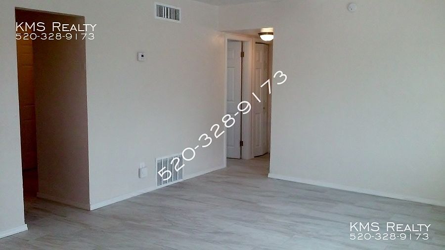 1st image of 4518 E Douglas St #6
