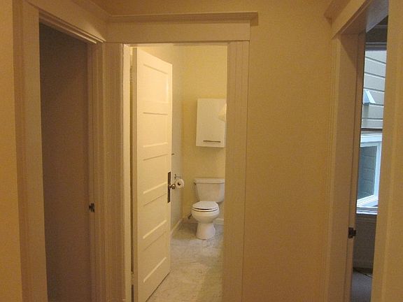 4th image of 215 Francisco St #3
