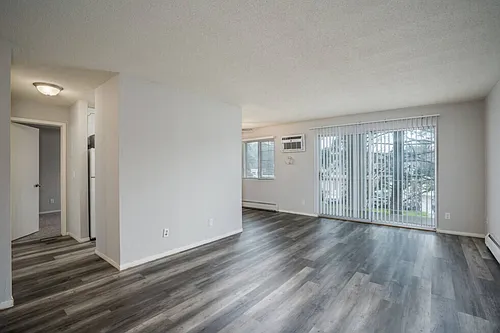 Charlton Place Photo 1