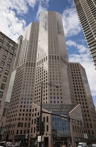 1st image of 950 N Michigan Ave #48A