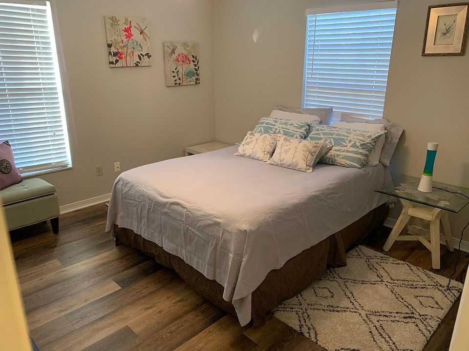 1st image of 10327 Carrollwood Ln APT 74