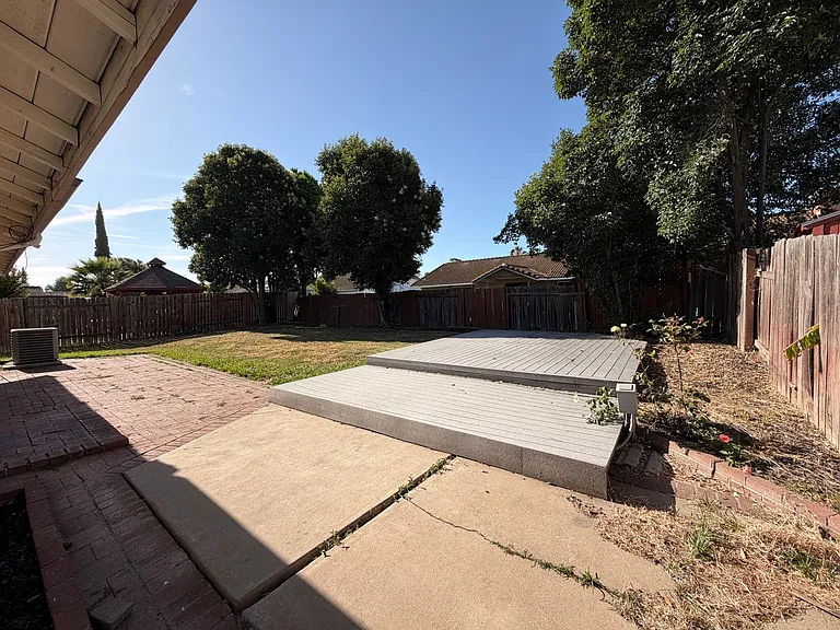 8148 Lenhart Rd — Photo 5