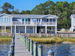 1525 Gulf Ct, Carrabelle, FL 32322