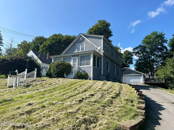 48 Crescent Avenue, Amsterdam, NY 12010