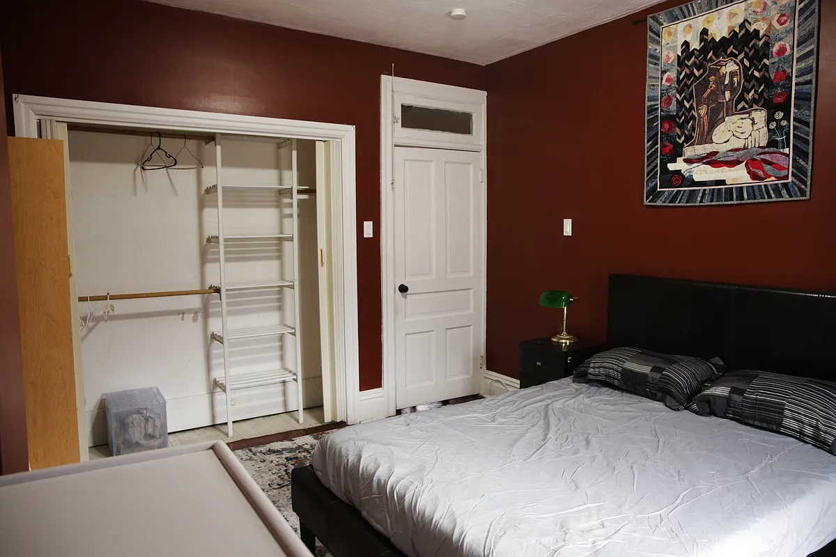 Building Photo - 405 West St #2