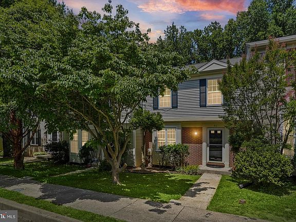 3rd image of 46 Abbey Bridge Ct