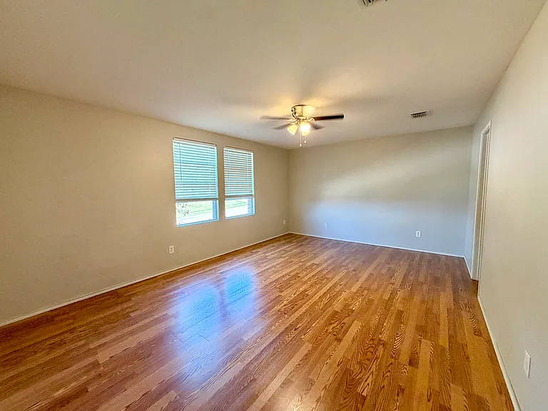 2732 Ingram Cir — Photo 11