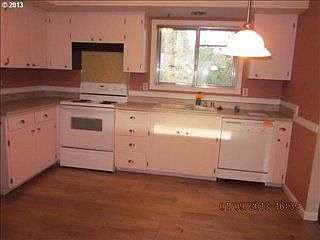 5th image of 9016 NE Sunset Way
