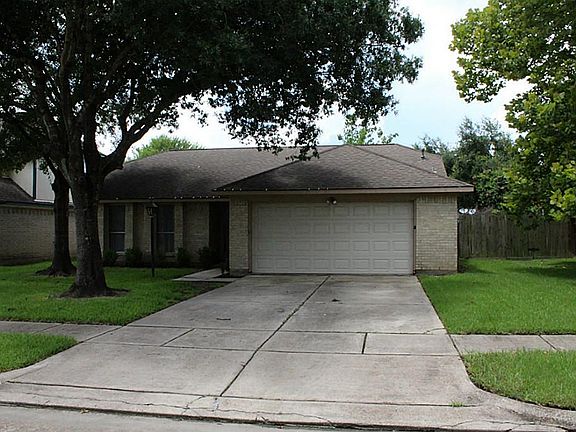 2nd image of 10923 Dogwood Dr