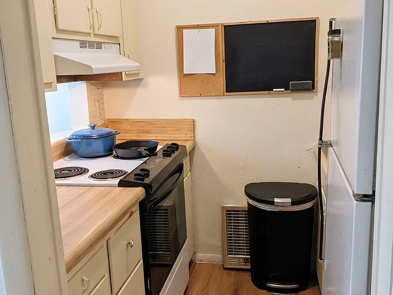 3909 Pine St #1 — Photo 3