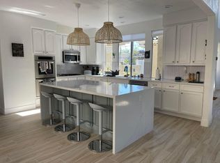 359 Justina Dr, Oceanside, CA 92057