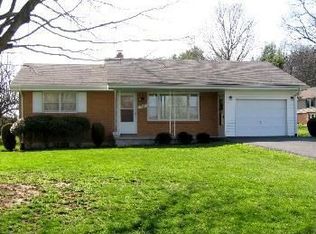 535 Starlight Dr, Christiansburg, VA 24073