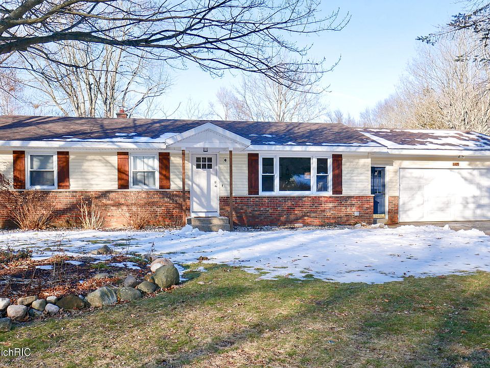 1st image of 6429 Spruce Ln