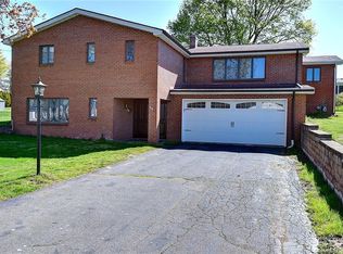 68 Cloverdale Cir, Wethersfield, CT 06109