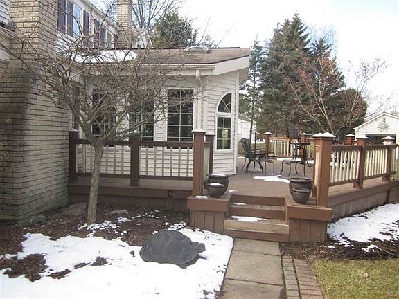 4th image of 1341 Ogden Dr
