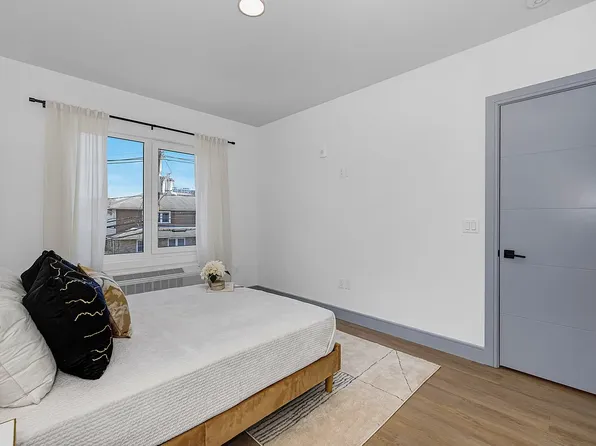 1435 10th Street image 12 of 59