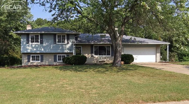13025 Woodstock Dr photo 1