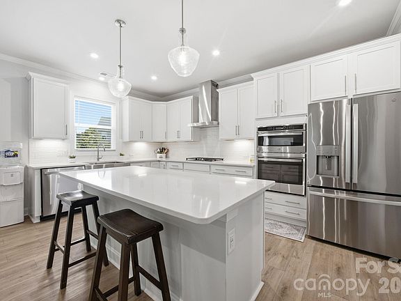 3rd image of 311 Coronado Ave #62