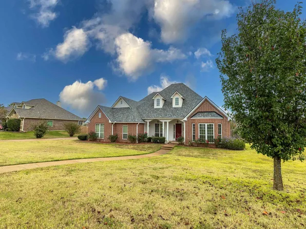 210 Pecan Park Dr, Bullard, TX 75757