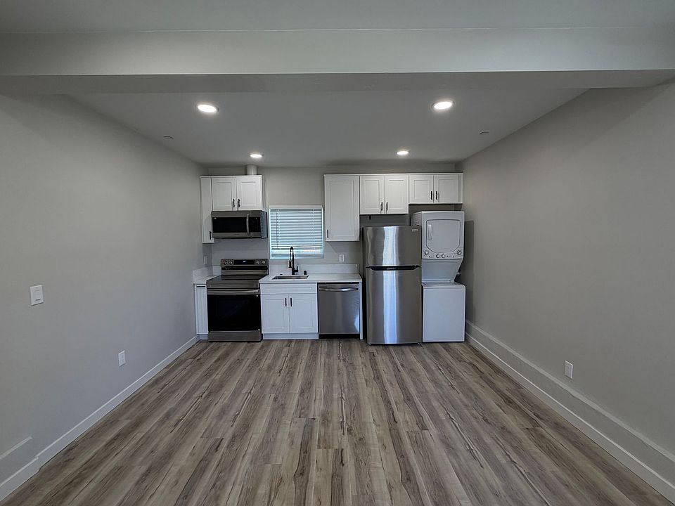 1st image of 4067-4079 Normal St #4079-2