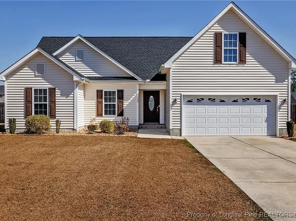 199 Carolina Oaks Cir, Linden, NC 28356