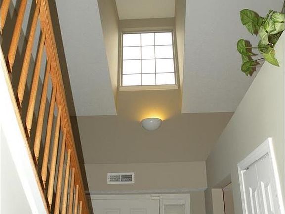 3rd image of 3945 Heron Ct #32