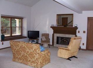 5 Geneva Ct #23, Dearborn, MI