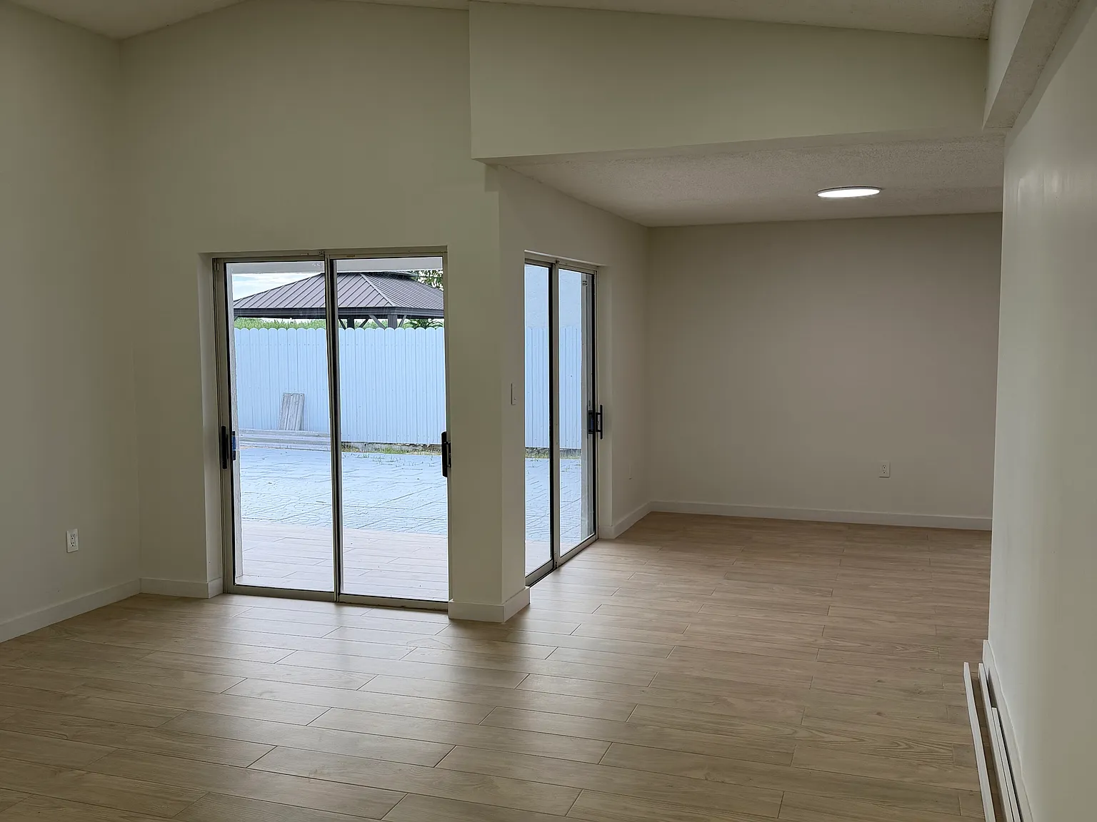 4 bed, 1493 sqft, $3,500 — Photo 1