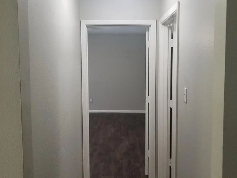 306 Patty Ct — Photo 23