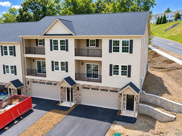 1152 Oyster Mill Rd #C, Camp Hill, PA 17011