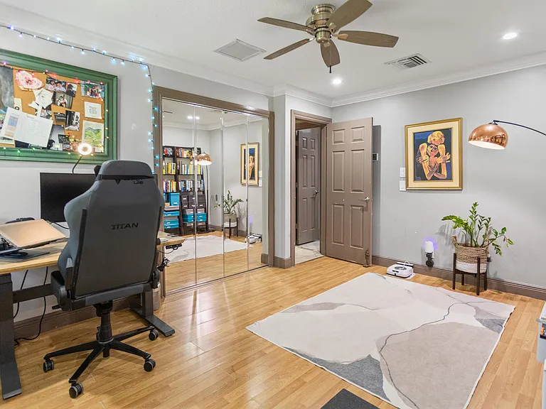 4050 NW 7th Ln — Photo 14