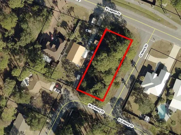 7213 N Lagoon Dr, Panama City Beach, FL 32408