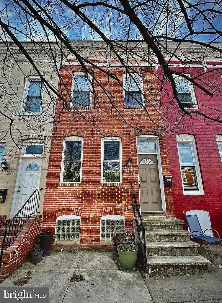 2 bed, 2.5 bath, 1232 sqft, $2,350 — Photo 1