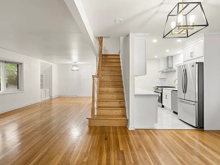 32 Beechwood Rd — Photo 5