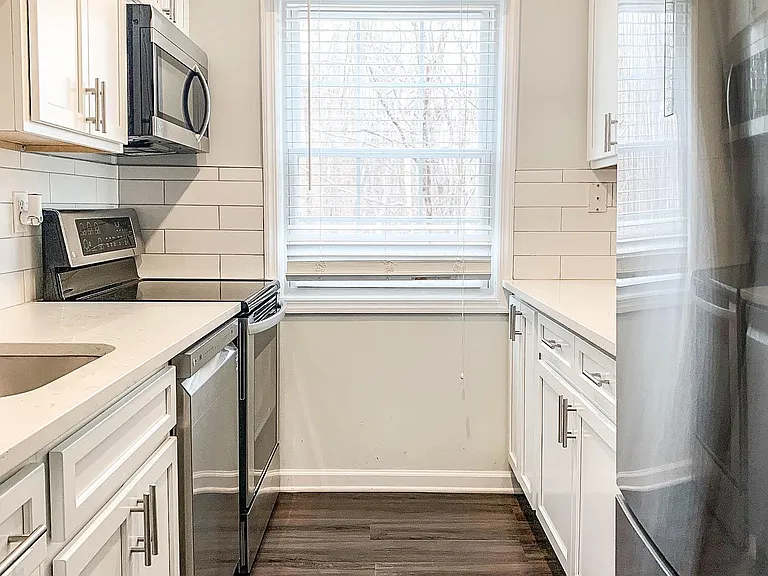 Morris Crossing Townhouses — Photo 9