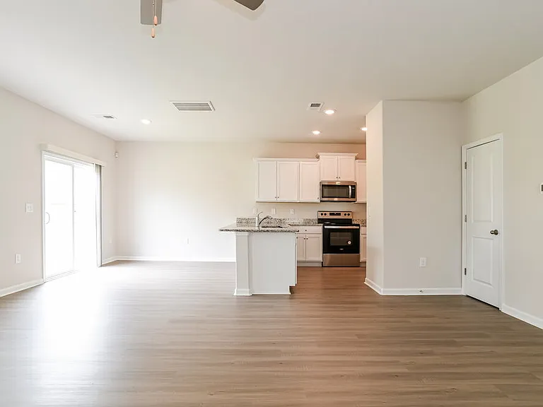 8014 Moose Creek Dr — Photo 5