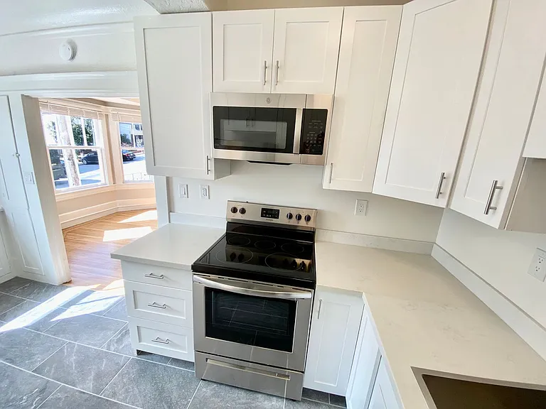 1888 Golden Gate Ave #14 — Photo 10